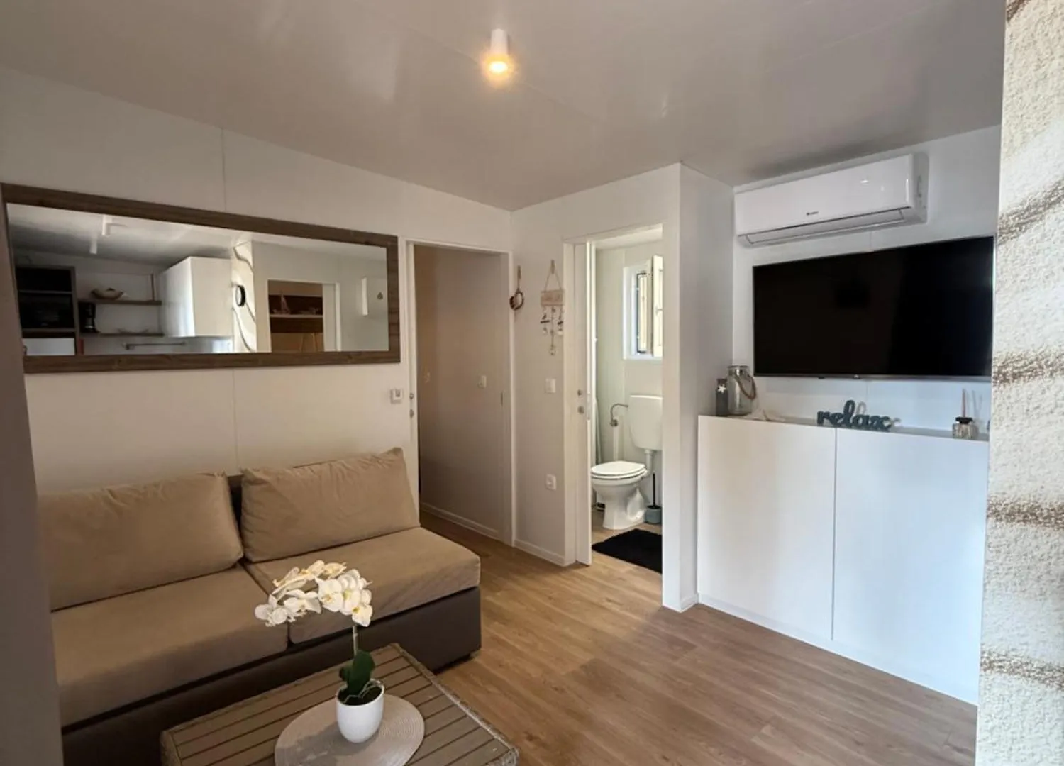 Mobile Home Loren Biograd Na Moru